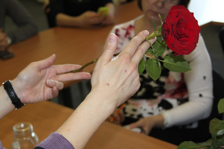 Enracinement des roses d'un bouquet